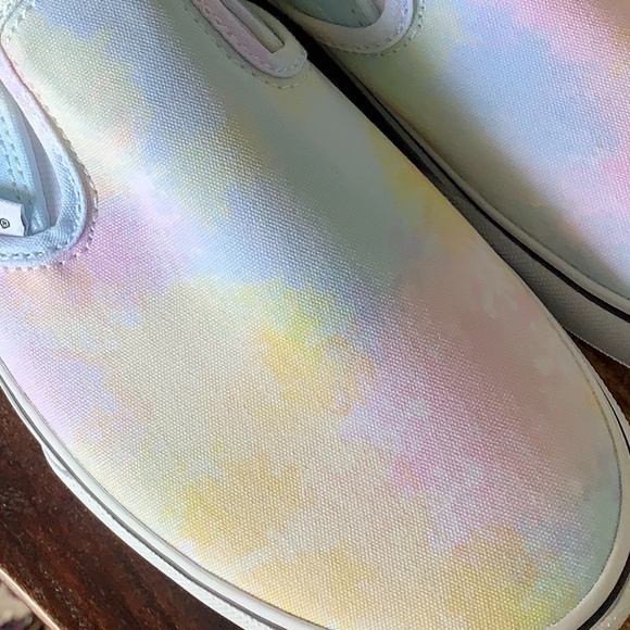 Vans Classic Slip-On Size 7 Youth= Women's size 8.5 - Picture 3 of 15